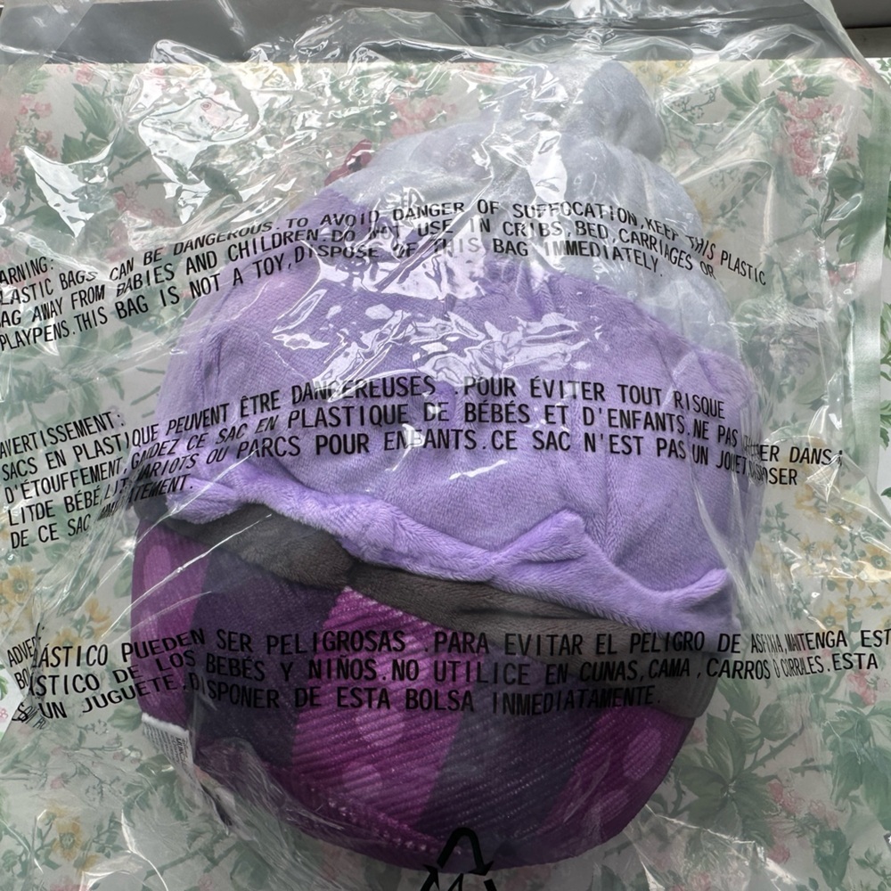 Disney Ursula Sea Witch Munchling Scented Plush NWT - Picture 3 of 6